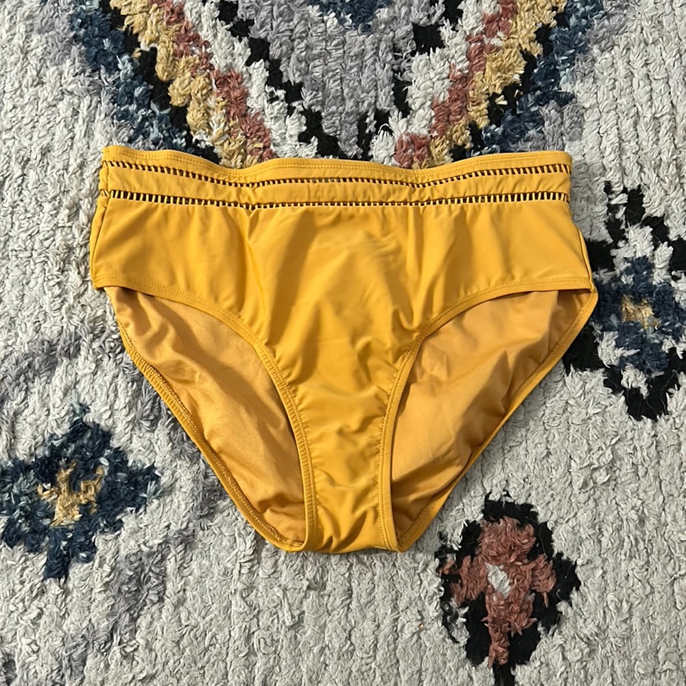Time and Tru yellow XL bikini bottoms